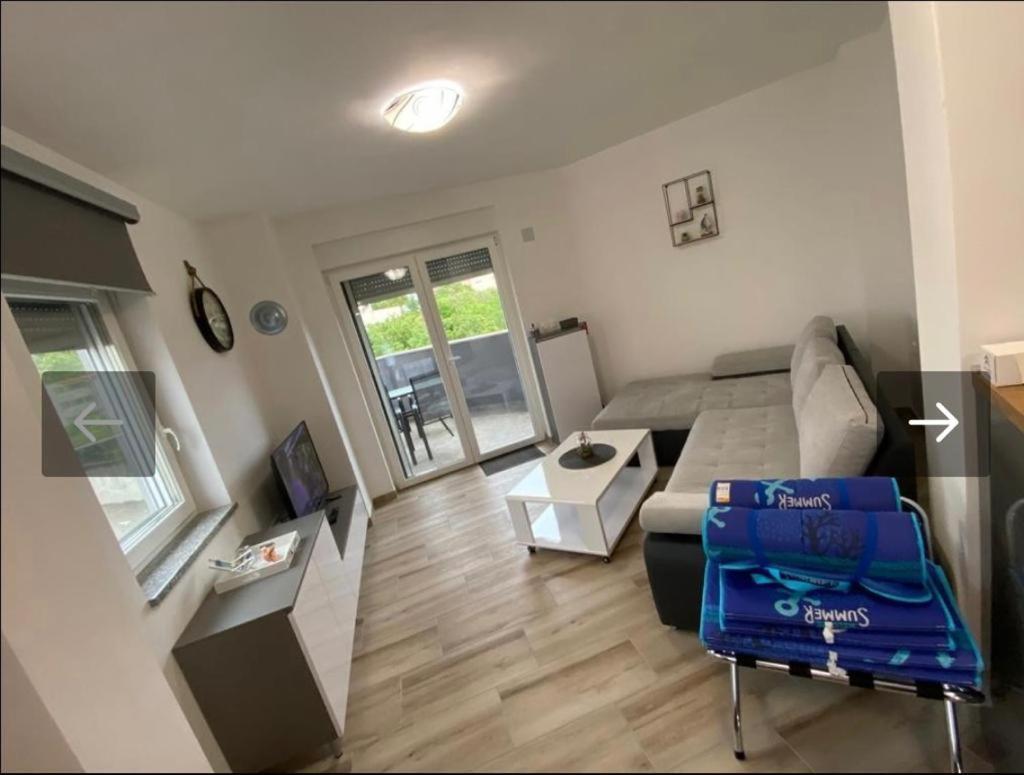 Apartmani Jedro Šilo Eksteriør billede