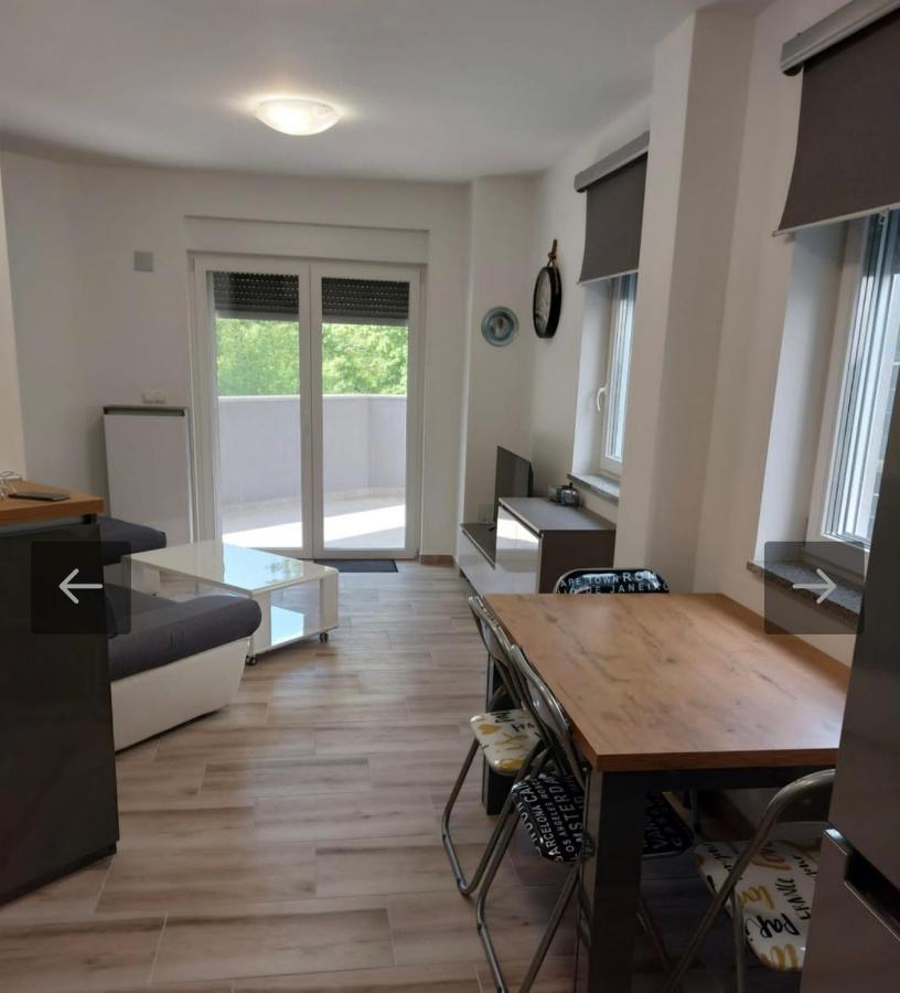 Apartmani Jedro Šilo Eksteriør billede