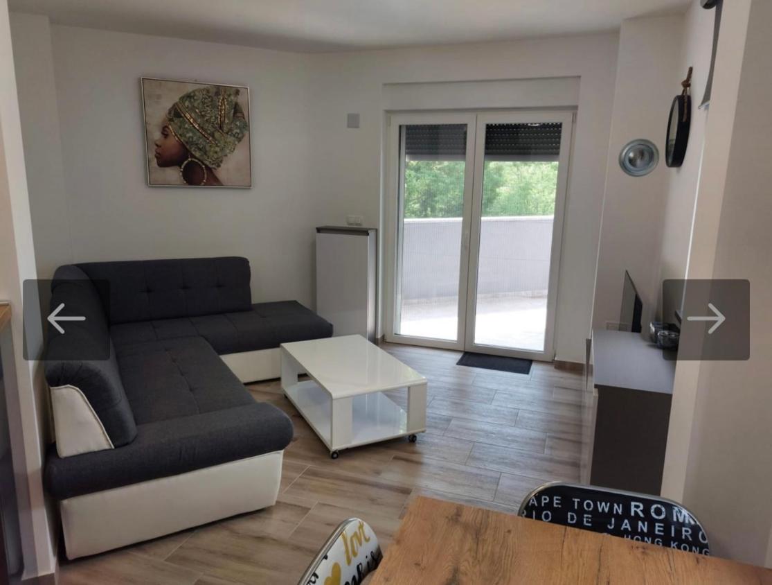 Apartmani Jedro Šilo Eksteriør billede