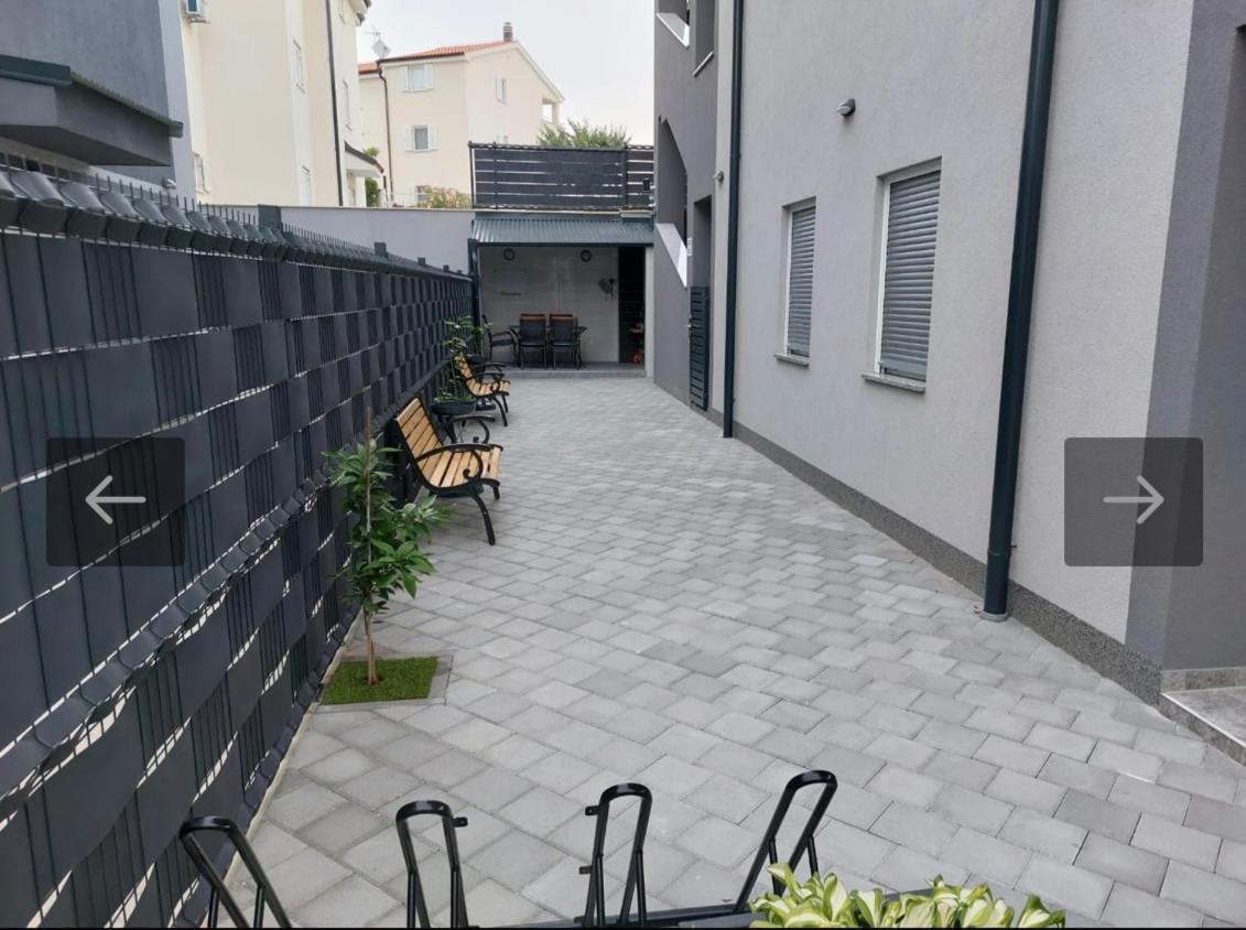 Apartmani Jedro Šilo Eksteriør billede